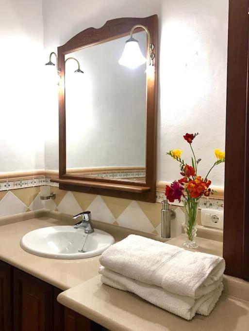 Rustic House La Montana Villa Brena Baja Bagian luar foto